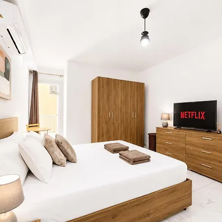 Stylish Near Seafront & Sliema شقة *
