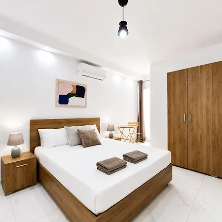 Stylish Near Seafront & Sliema شقة *