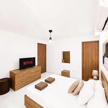 Stylish Near Seafront & Sliema Gzira